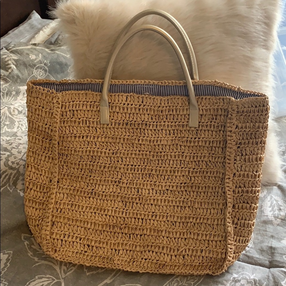 NWT Hat Attack Luxe Day Bag- Neutral